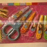 Plastic Scissor thumbnail-1