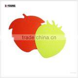16156 Strawberry Shape Silicone High Temperature Heat Insulation Mat thumbnail-2