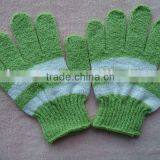 Nylon exfoliating scrub glove