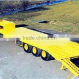 China Hot-selling Tri-axle 40 Tons Gooseneck Low Bed Trailer Transportation thumbnail-5