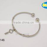 Olivia Jewelry Wholesale Key Charm Cuff Bracelet Man Stainless Steel Open Cuff Bracelet thumbnail-1
