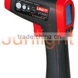 Digital Infrared Thermometer, -32 - +650 Centigrade, 20:1 UT302C