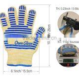 Oven Glove Elaborate Top Class BBQ Glove- Gift Box Packaging(2 Gloves Included) thumbnail-2