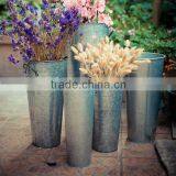 Metal decorative bucket for garden/home