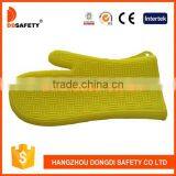 Yellow Silicone Heat Resistant Microwave Heated Gloves thumbnail-1