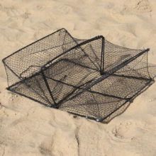 Europe popular folding PE Material square crab trap used in sea and river