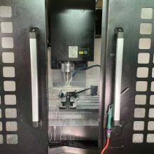 Factory Wholesale Heavy Duty Movable Bench Vise With Anvil Table Vise thumbnail-5