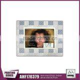 2016 Newest Wood Photo Frame With Three-Dimensional Effect Print 5X7