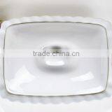 15.5" Square Porcelain Baking Pan With Lid thumbnail-2