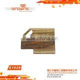 E1026 Wholesale Wooden Chopping Board With Handle thumbnail-1