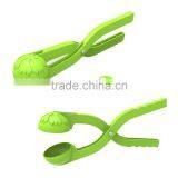 Christmas Sell Like Hot Cakes Winter Funny Plastic Round Single Snowball Maker for Kids thumbnail-2