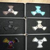 2017 the newest fashionable hotsale products led hands spinner fidget spinner bearing toys