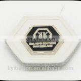 Special White Leather Enamel Metal Label for Jeans, Drop Black Glue Technic