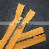 Wholesale New Stylish Plastic 5 # Resin Zipper Closed End for Garment Bags thumbnail-2