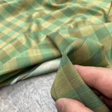 Wholesale 65 Polyester 35 Cotton Fabric 45/2*21 138*71 for Medical Scrubs thumbnail-3