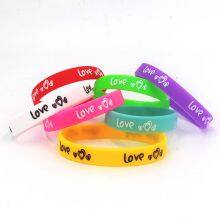 Factory Price Spot Seconds Love Pattern Couple Valentine's Day 7 for a Set of Wristbands Soft and Comfortable Silicone Bracelet thumbnail-2