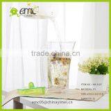 2L Hot and Cold Plastic Water/juice/tea Bottle With Color Lid thumbnail-5