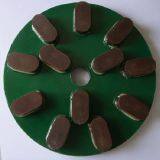 Резиновый диск и треугольный абразивный материал на основе смолы для шлифования и полировки каменных плит - инструмент из смолы для полировки поверхности гранитных плит thumbnail-1