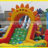 2015 Customized PVC Inflatable Castle thumbnail-4