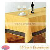 Good Quality 100%Polyester Jacquard Table Cloth thumbnail-1