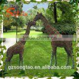 Indoor and Outdoor Artificial Ornamental Animal thumbnail-1