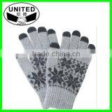 Wholesale Acrylic Knitted Spandex Custom Magic Winter Gloves thumbnail-2