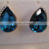 Blue crystal earrings fashion of large particles.Holiday gifts