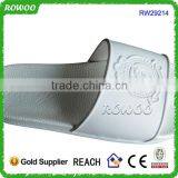 Latest Design Embossed White PU Indoor,outdoor,beach Use Beach Sandals thumbnail-4