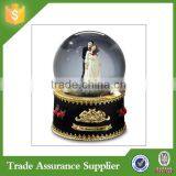 China Hot Peaceful Resin Souvenir Resin Snowglobe thumbnail-2