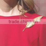 Cheap Wholesale Eyeglass Holder Leaf Brooch thumbnail-1
