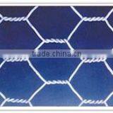 2016 Hot Sale /low Price and High Quality /hexagonal Wire Netting/chicken Mesh From Anping Factory thumbnail-3