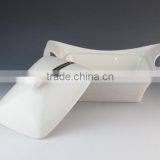 Eco-friendly White Porcelain Casserole Iron Rack Available thumbnail-2