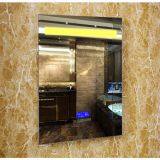 Зеркало для ванной комнаты с отображением времени и радиоприемником thumbnail-3