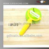 Sharp Ceramic Blade Peeler thumbnail-1