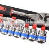 3/8"DR 12 PCS SOCKET SET: Ratchet Wrench & Sockets
