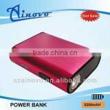 2016 Metal Case Flashlight Function New Design 5600MA Power Bank thumbnail-2