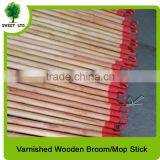 Varnished Eco-friendly Wooden Broom Handle From Manufacture Factory thumbnail-4