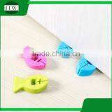 Kitchen Accessories Multipurpose Anti Slip Silicone Cartoon Fish Tableware Colander Soup Spoon Clip Rack Holder thumbnail-5