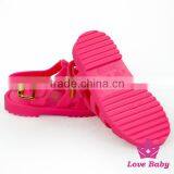 Wholesale Children Summer Plain Dark Pink Soft Silicone Metal Clips Gladiator Little Girl Flattie Holiday Snadals Shoes thumbnail-1