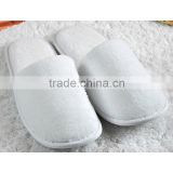 High Quality Coral Fleece Slipper for Hotel, White Color and Washable