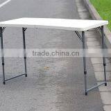 Easy Handling Folding Picnic Table thumbnail-3