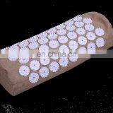 Self Massage Needles Acupressure Pillow for Neck Massage thumbnail-3