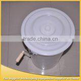 2 Frames Manual Plastic Honey Centrifuge thumbnail-2