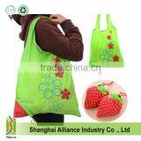 Cheap 190T Polyester Foldable Reusable Shape Strawberry Foldable Bag thumbnail-3