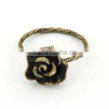 Setting Diamond Rose Shaped Ring thumbnail-1