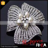 Antique Silver Clear Rhinestone & Diamond White Pearl Brooch thumbnail-1