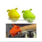 Non-stick Colorful Silicone Oven Mitt thumbnail-4