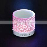 Портативный мини-цветной LED беспроводной Bluetooth-колонка 2016 года с USB thumbnail-3