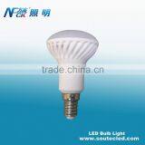 Guangdong Led Factory E14 5watt 400lm 80lm/w 75Ra 230V AC Warm White Ceramic Led Bulb Lighting