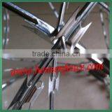 20 Years Factory!!High Quality BTO-22 Razor Barbed Wire thumbnail-3